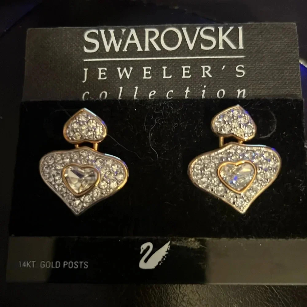 Swarovski Vintage pierced earrings 14 K posts